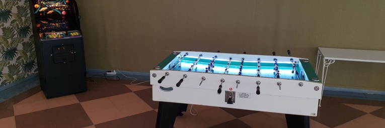 Instalación de Video Recreativo / Arcade y Futbolín para Boda